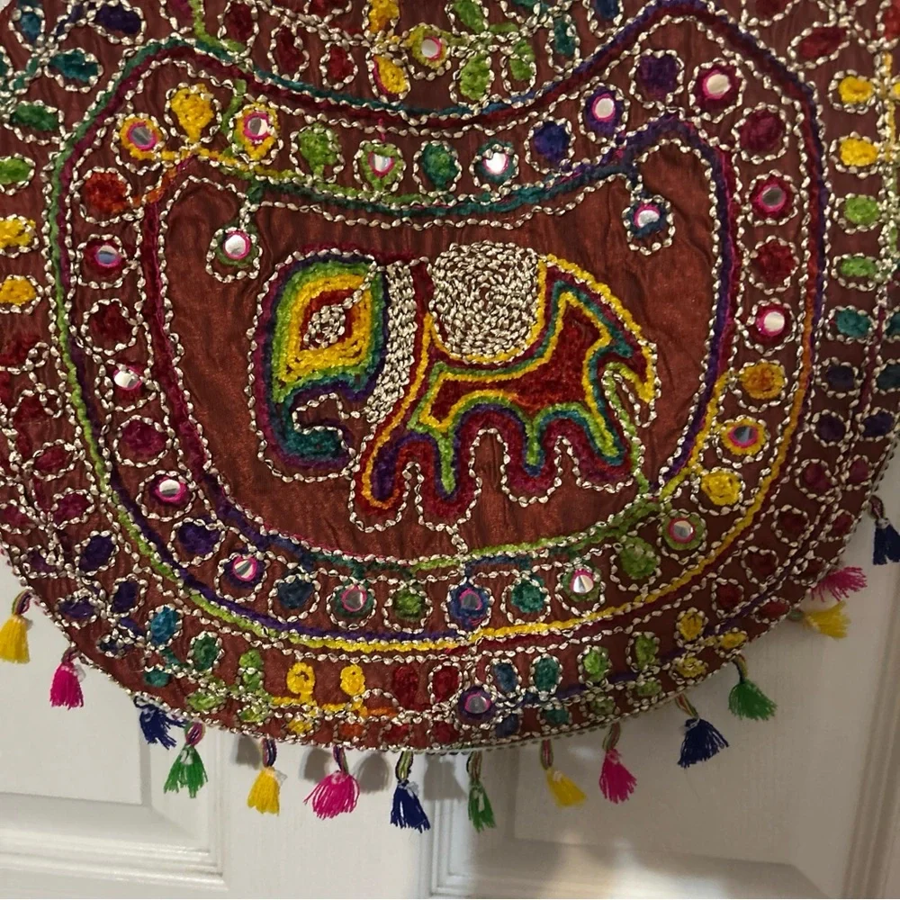 Beautiful Shoulder Bag Elephant Multicolor Embroidery